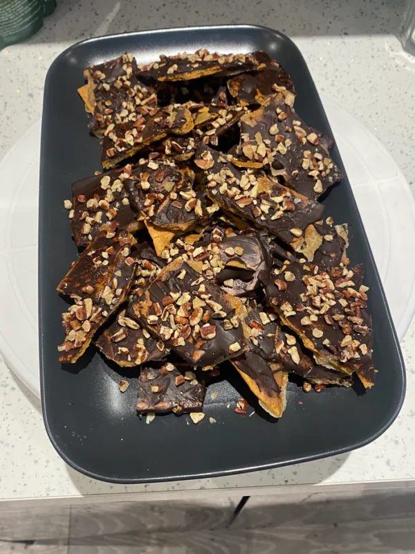 Chocolate Pecan Toffee Crackers - Image 2
